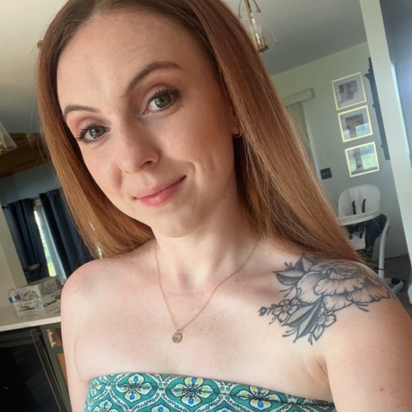 Meet your Posher, Jami - Picture 1 of 1